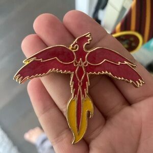 Phoenix pin